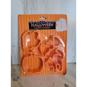 Gibson greetings Halloween‎ cookie cutters kitchen accessory
